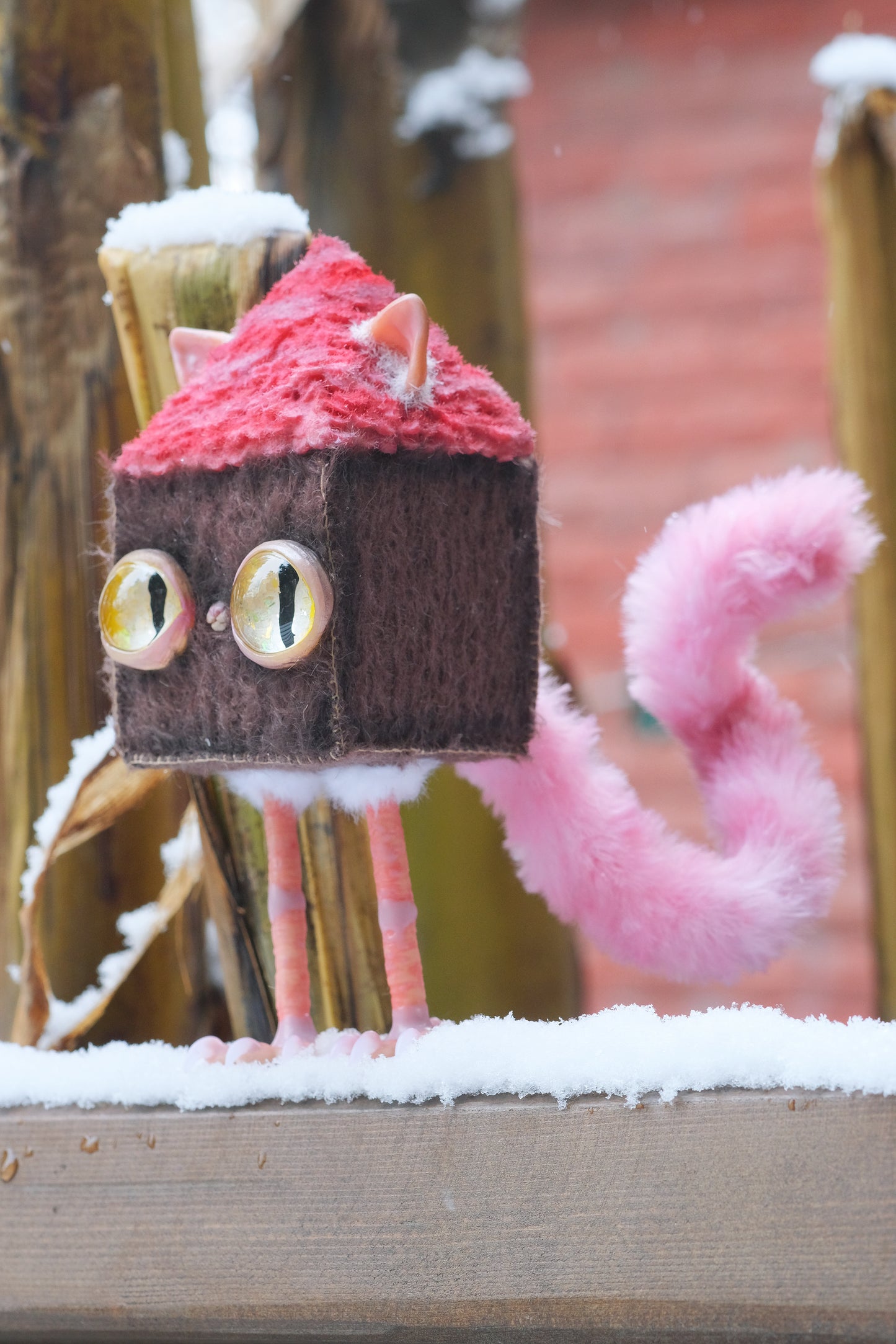 Kitty House with Bird Legs